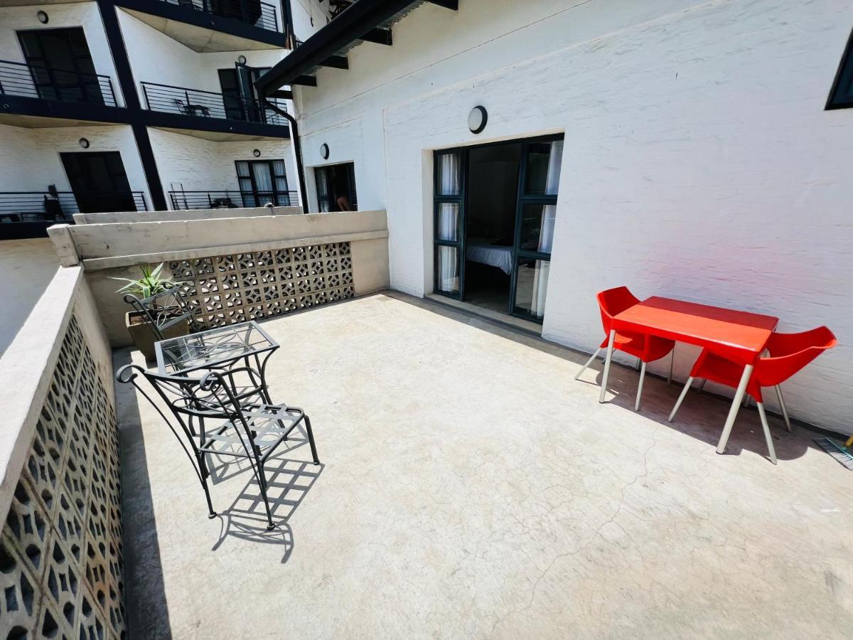 City Living Apartment 119 - Washer, 4K Tv, Fast Wifi, & Sunny Balcony Γιοχάνεσμπουργκ Εξωτερικό φωτογραφία