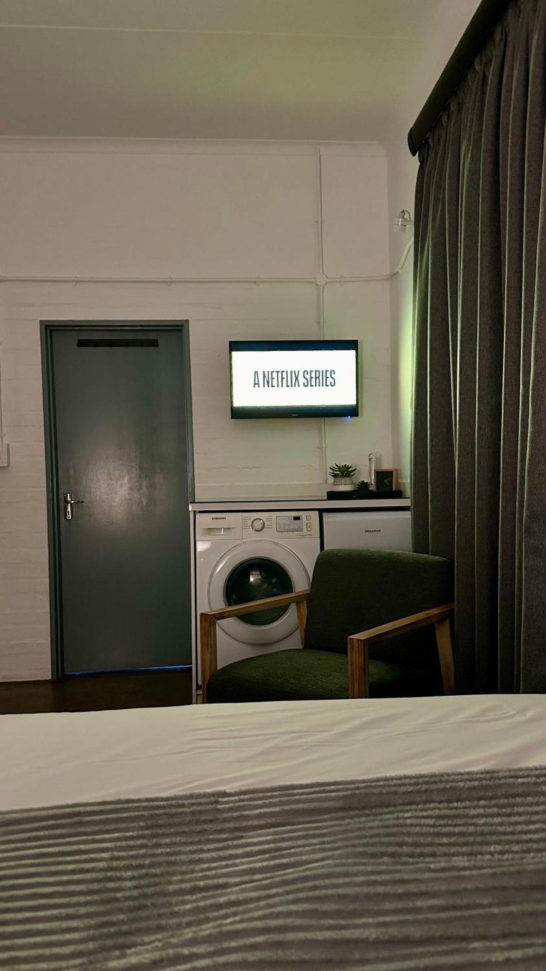 City Living Apartment 119 - Washer, 4K Tv, Fast Wifi, & Sunny Balcony Γιοχάνεσμπουργκ Εξωτερικό φωτογραφία